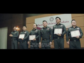 funny thai movie: oversize cops (2017)